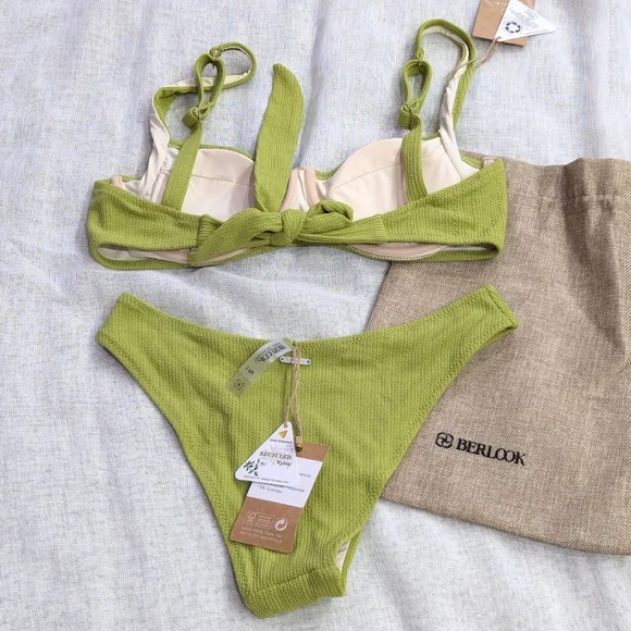 BNWT / Berlook / Small / medium / Green Backless Underwire Bikini - Picture 2 of 4